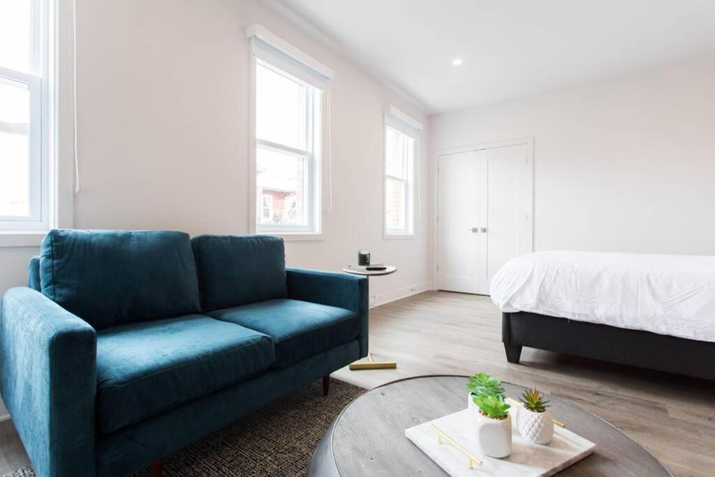 Live Like A Local In This Superb Loft By Den Stays Montréal Eksteriør billede