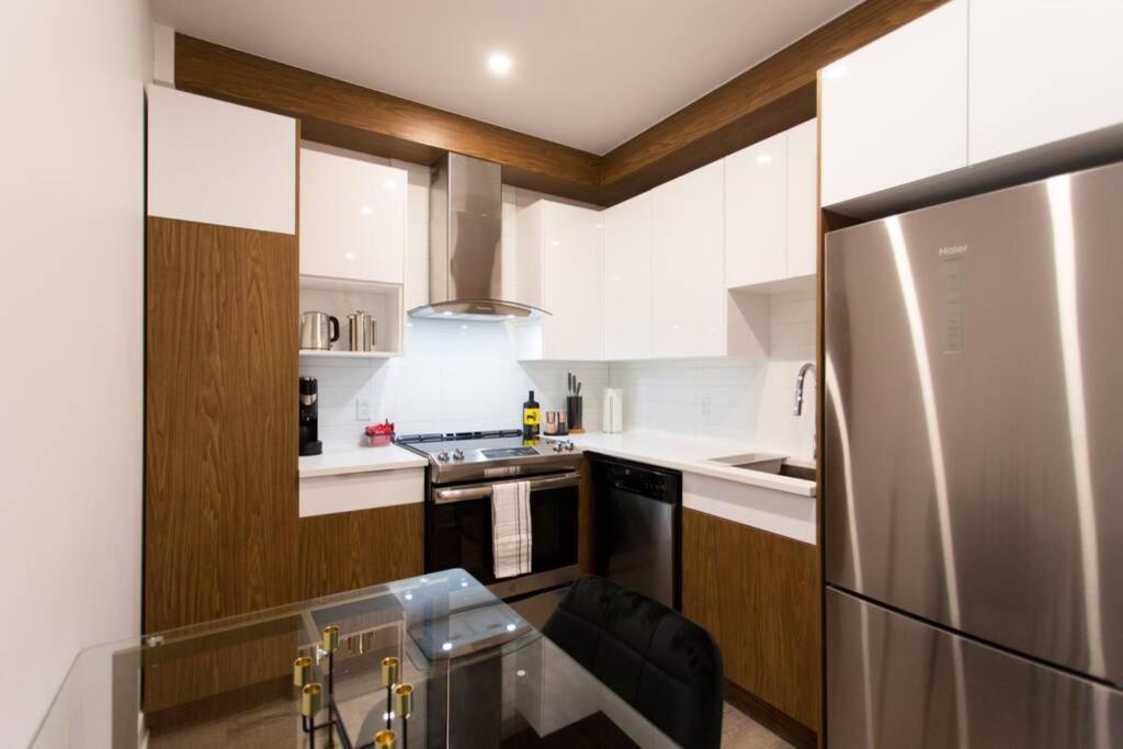 Live Like A Local In This Superb Loft By Den Stays Montréal Eksteriør billede